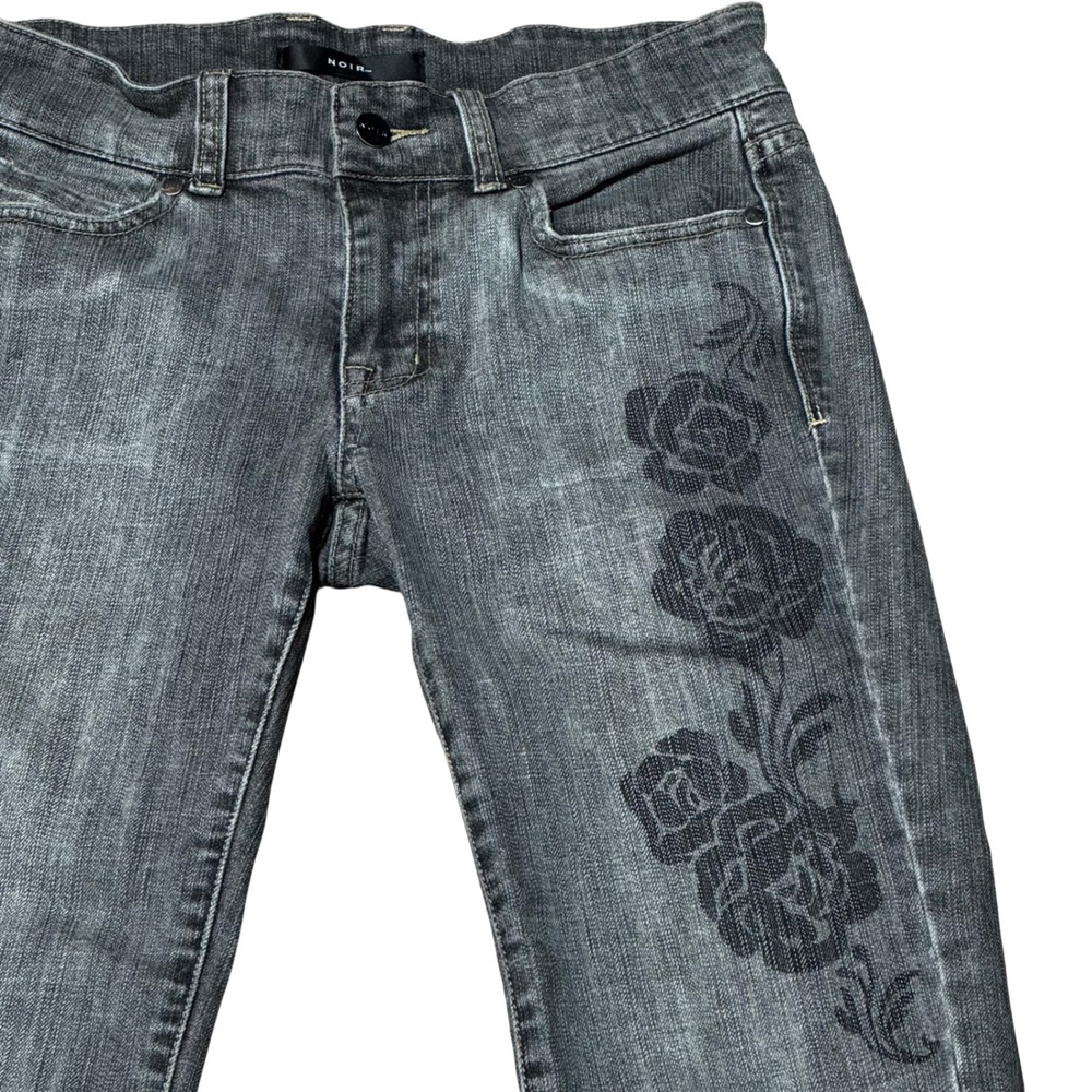 Y2K Noir Gray‎ Floral Jeans / Denim Capri — Women's Size 4 - Picture 2 of 6